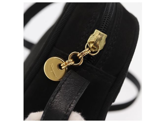 Bolsa de Ombro Vala em Camurça Preta e Dourada Auth BA10372 da Salvatore Ferragamo Preto Dourado - vista 15