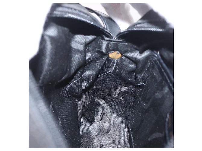 Bolsa de Ombro Vala em Camurça Preta e Dourada Auth BA10372 da Salvatore Ferragamo Preto Dourado - vista 19