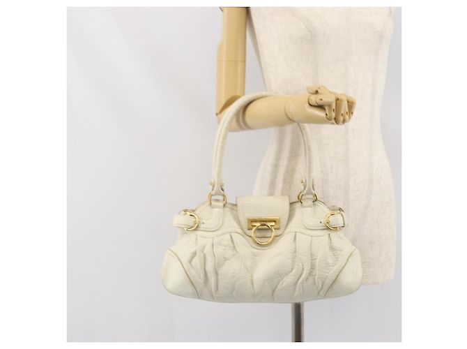 Borsa a mano in pelle bianca e oro Salvatore Ferragamo Auth bs33230 Bianco D'oro - vista 25