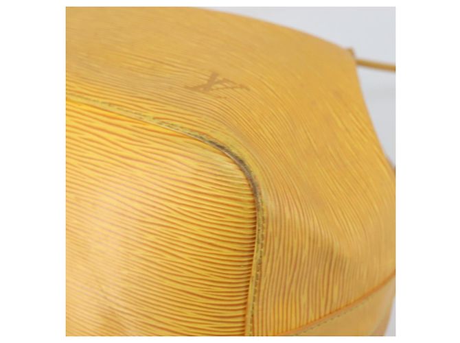 Noe LOUIS VUITTON Borsa a Spalla Petit Noé Epi Gialla M44109 LV Auth 171081 Giallo - vista 9