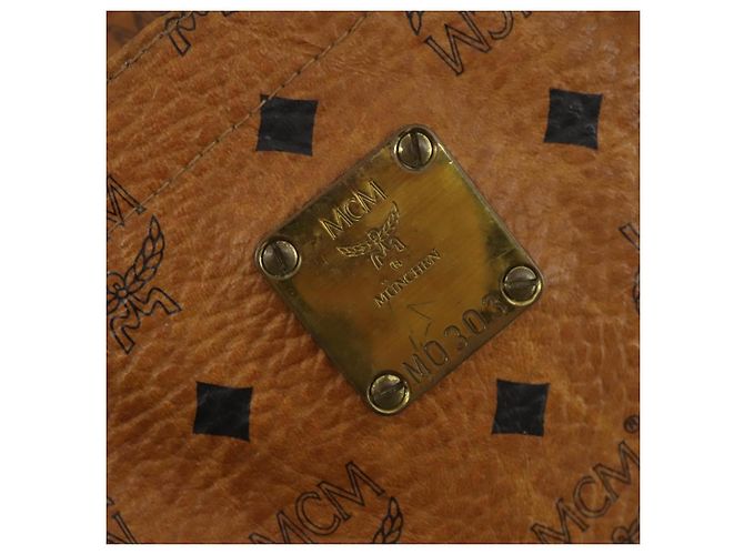 Borsa Tote MCM Logogram Vicetos PVC Marrone Oro Auth 169472 D'oro - vista 22
