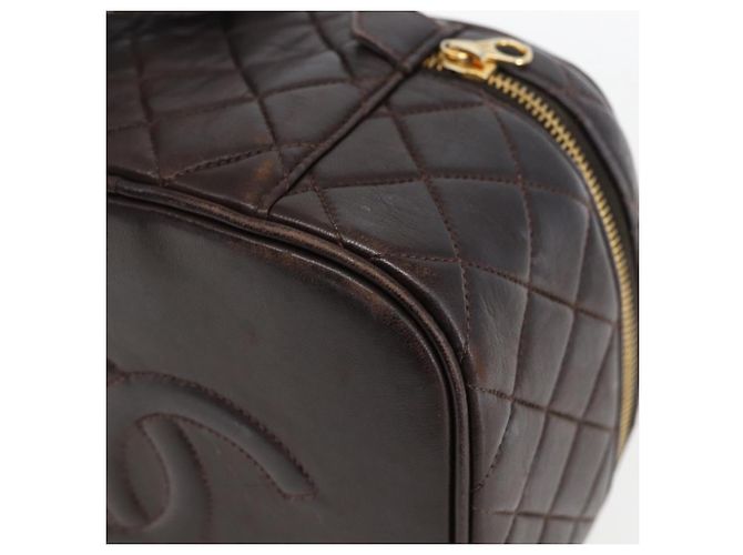 CHANEL Borsa Vanity Matelassé in Pelle di Agnello Marrone Scuro Oro CC Auth 170916 D'oro - vista 12
