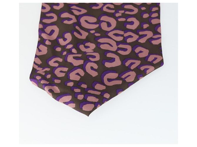 Sciarpa in seta con motivo leopardato LOUIS VUITTON Viola LV Auth ka2317V Porpora - vista 5