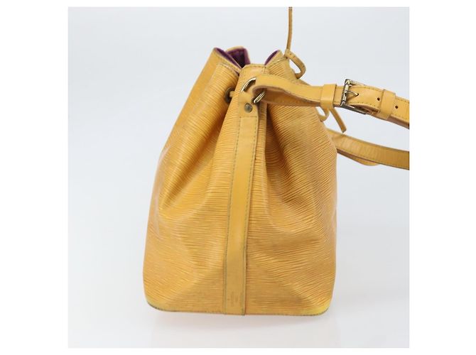 Noe LOUIS VUITTON Borsa a Spalla Petit Noé Epi Gialla M44109 LV Auth 170770 Giallo - vista 4