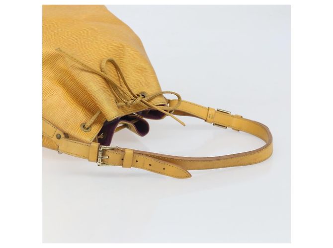 Noe LOUIS VUITTON Borsa a Spalla Petit Noé Epi Gialla M44109 LV Auth 170770 Giallo - vista 7