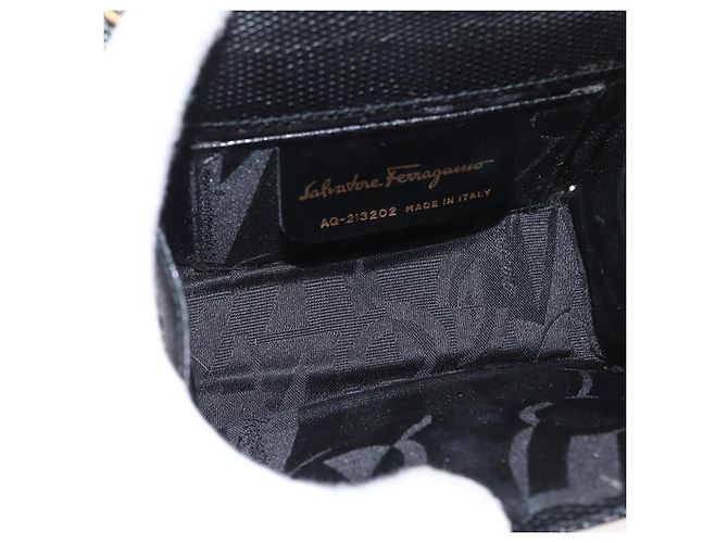 Borsa a Spalla Vara Ribbon in Pelle Salvatore Ferragamo Oro Nero Auth 171668 - vista 15
