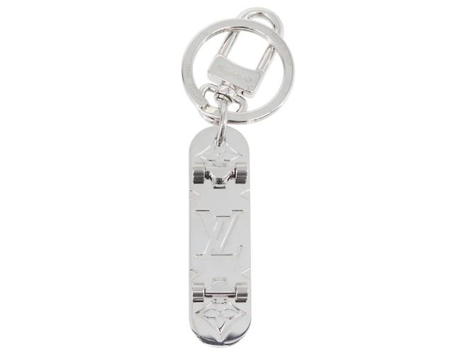 LOUIS VUITTON Porte Cres Skate Board Charm metallo Beige MP3135 LV Auth 168052M - vista 5