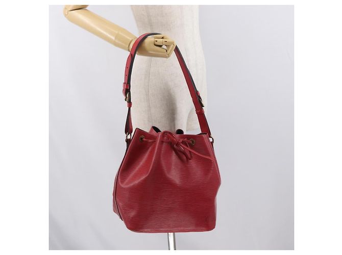 Noe LOUIS VUITTON Bolso de Hombro Petit Noé Epi Rojo M44107 LV Auth 170694 Roja - vista 20