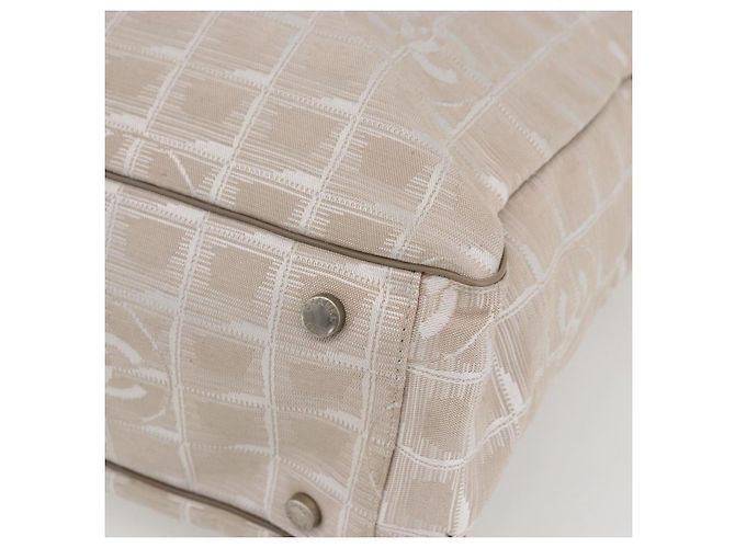 CHANEL Nuova Borsa Tote da Viaggio Nylon Beige Argento CC Auth BA10644 - vista 10
