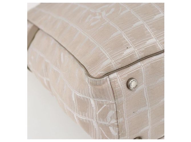 CHANEL Nuova Borsa Tote da Viaggio Nylon Beige Argento CC Auth BA10644 - vista 11