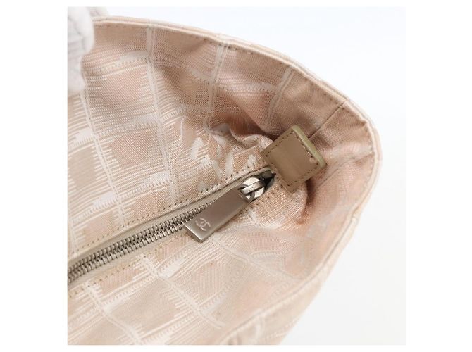 CHANEL Nuova Borsa Tote da Viaggio Nylon Beige Argento CC Auth BA10644 - vista 14