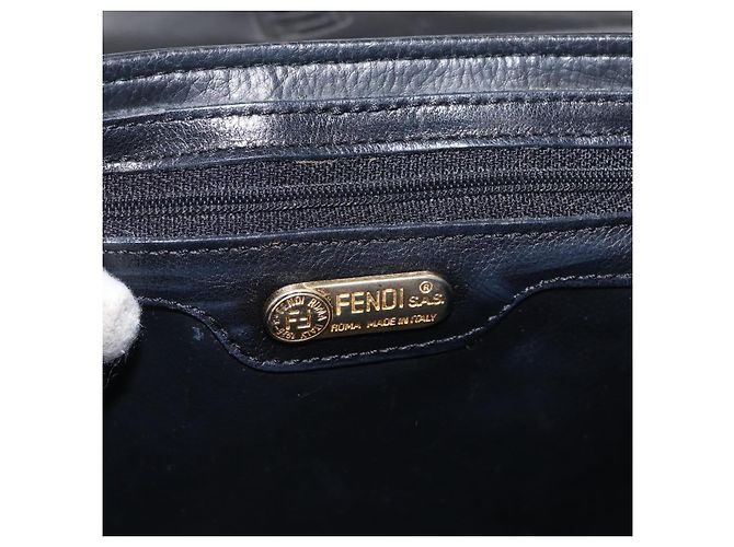 Bolso de mano FENDI de cuero negro y dorado Auth 169891 - vista 18