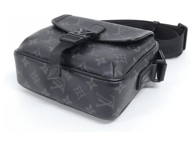 Borsa a Spalla Get Away Monogram Eclipse di Louis Vuitton Nero - vista 3