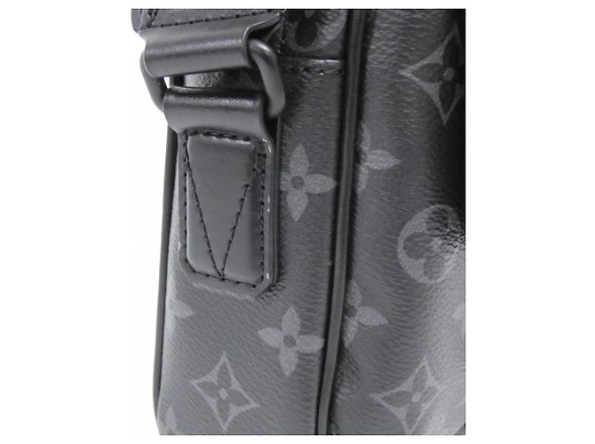 Borsa a Spalla Get Away Monogram Eclipse di Louis Vuitton Nero - vista 4