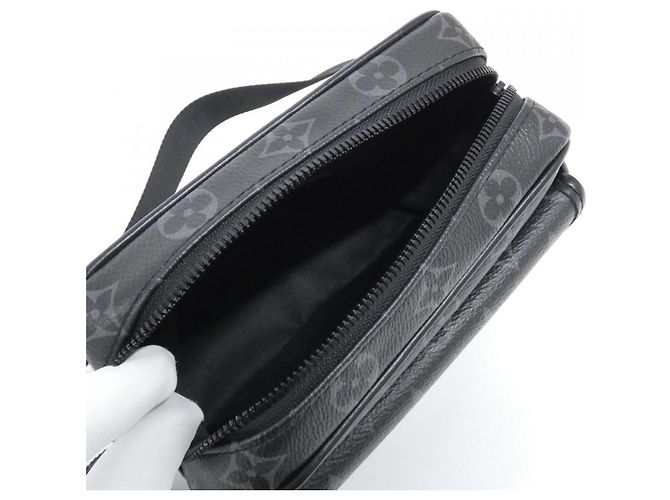 Borsa a Spalla Get Away Monogram Eclipse di Louis Vuitton Nero - vista 6