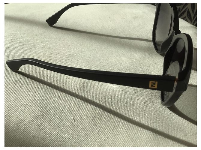 Fendi Sonnenbrille Schwarz Resin FF0043/S - Ansicht 4