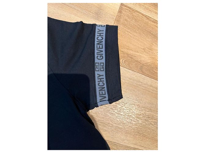 Givenchy Tshirt - view 3