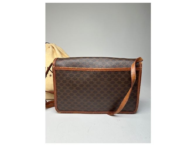 Céline Vintage Crline Paris Triomphe Monogramm Leder Schulter- / Umhängetasche Braun - Ansicht 11