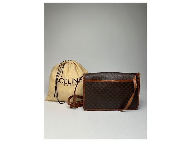 Céline Vintage Crline Paris Triomphe Monogramm Leder Schulter- / Umhängetasche Braun - Ansicht 2
