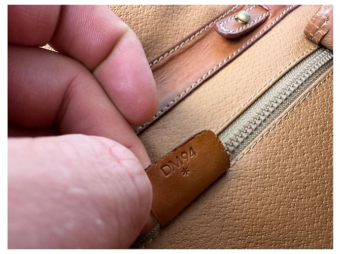 Céline Vintage Crline Paris Triomphe Monogramm Leder Schulter- / Umhängetasche Braun - Ansicht 7
