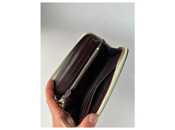 Vintage Marni Zippy Leather wallet White - view 3