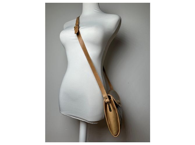 Triomphe Céline Bolso de hombro / bandolera vintage Celine Monogram dorado beige - vista 7