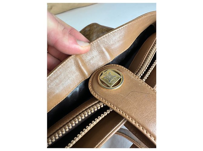 Céline Vintage Celine Paris Triomphe Monogram Schulter- / Umhängetasche Gold Braun Golden - Ansicht 6