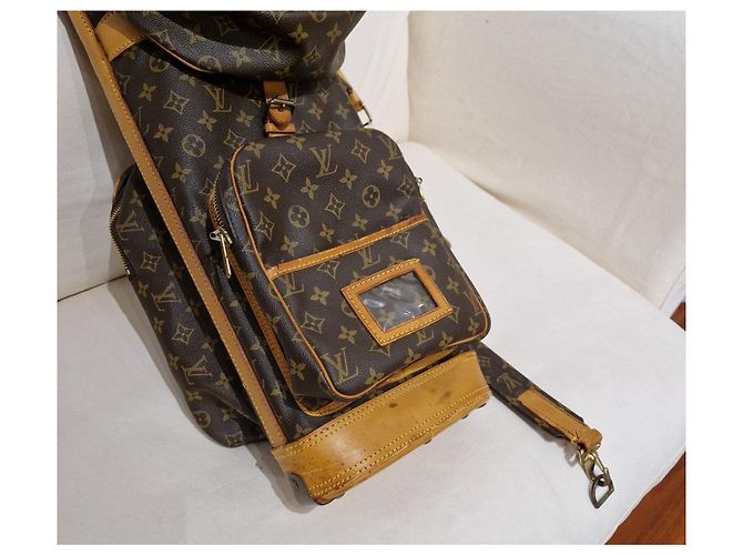 Louis Vuitton Monogram Golf Bag Brown - view 18