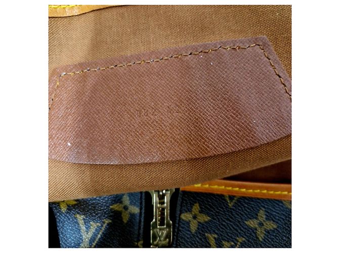 Louis Vuitton Monogram Golf Bag Brown - view 20