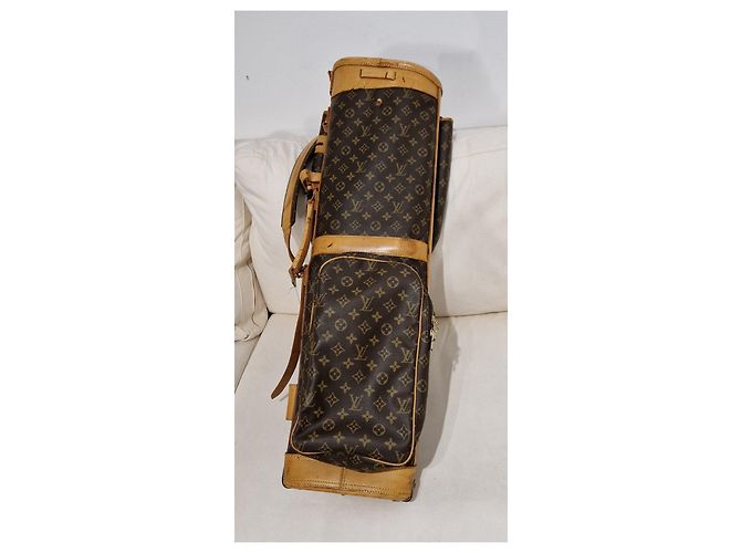Louis Vuitton Monogram Golf Bag Brown - view 8