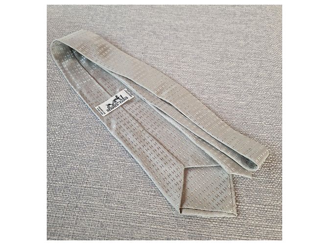 Hermès Hermes Gray Silk Tie with H Pattern Grey - view 4
