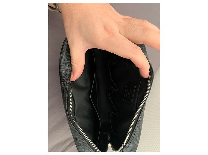 Pochette Louis Vuitton Damier Graphite GM Nero - vista 5