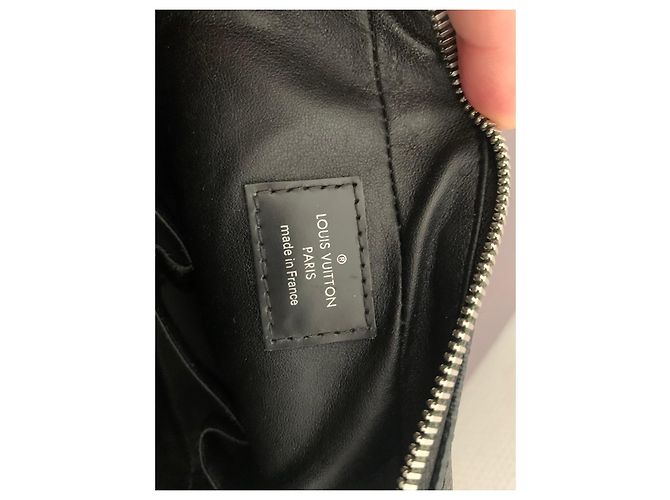 Pochette Louis Vuitton Damier Graphite GM Nero - vista 6