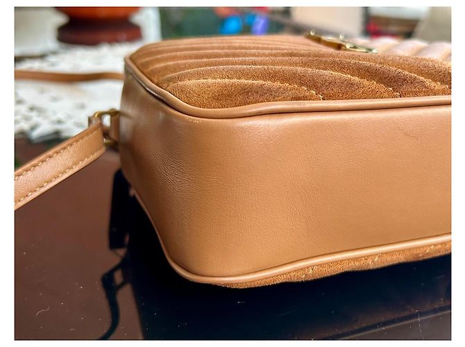 Bolsa transversal Saint Laurent Lou em camurça marrom - vista 13