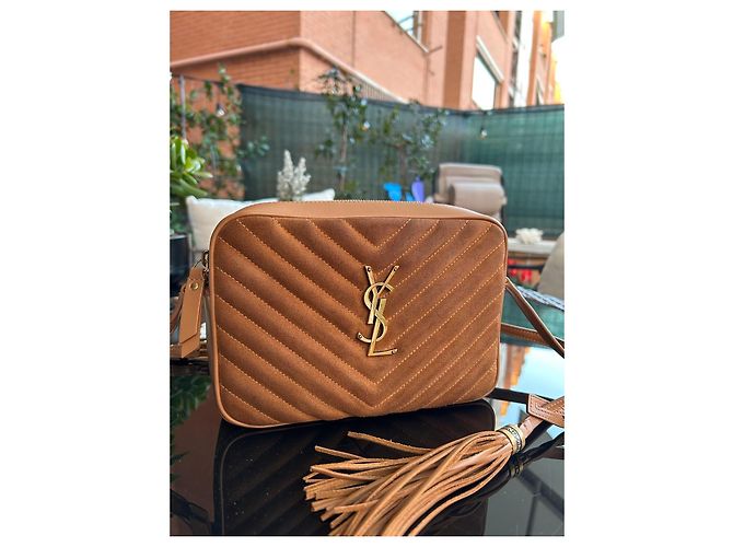 Bolsa transversal Saint Laurent Lou em camurça marrom - vista 4