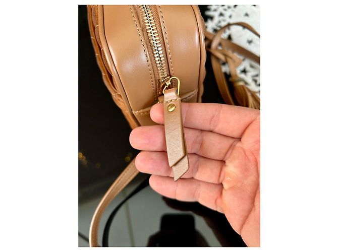 Bolsa transversal Saint Laurent Lou em camurça marrom - vista 7