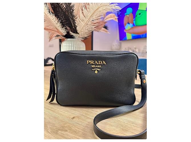Borsa a tracolla Prada in pelle nera Nero - vista 3