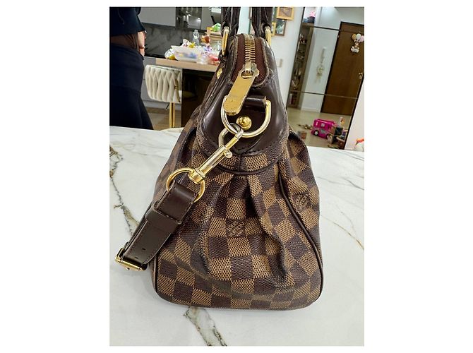Borsa Louis Vuitton Trevi Damier Ebene Marrone - vista 7