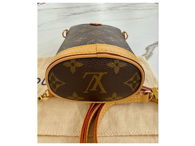 Borsa a tracolla Louis Vuitton fould me pouch Monogram Marrone Monogramma - vista 12