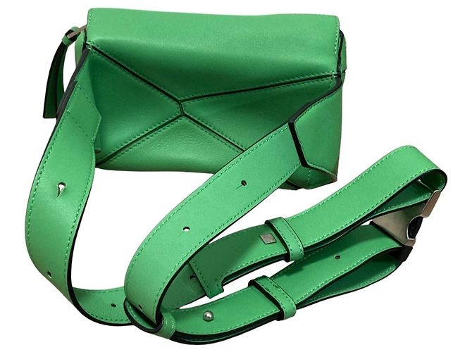Riñonera Loewe Puzzle Mini en verde - vista 4