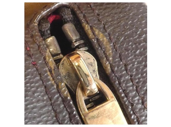 Borsa a Spalla Monogram Croissant MM Louis Vuitton Marrone - vista 4