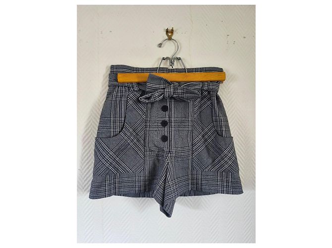 Maje Bermuda xadrez cinza com cinto Preto Branco - vista 2
