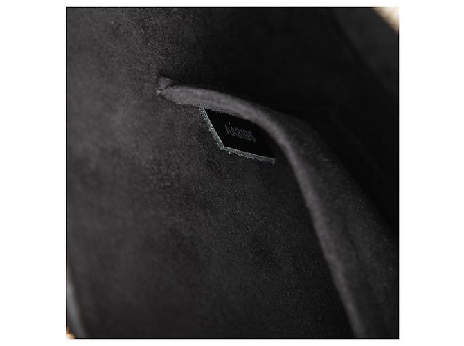 Louis Vuitton Alma BB in Epi Nero - vista 6