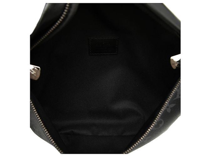 Louis Vuitton Schwarze Monogram Eclipse Discovery Bumbag PM - Ansicht 4