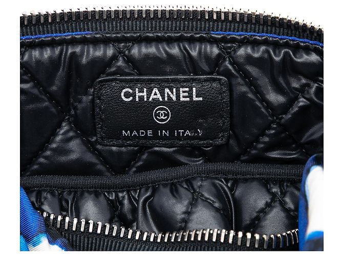 Pouch Airlines in nylon stampato blu Chanel - vista 5
