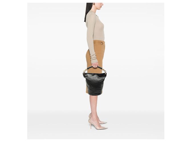 Borsa a secchiello in agnello nero CC di Chanel - vista 7