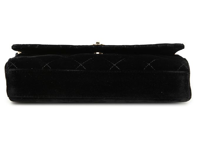 Bolso de hombro de terciopelo negro acolchado CC de Chanel - vista 3