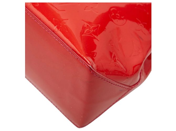 Borsa Louis Vuitton Monogram Vernis Wilshire PM Rosso - vista 4