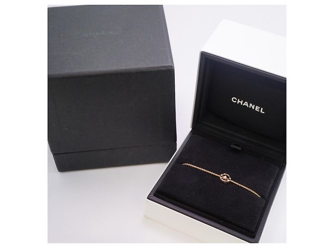 Bracciale Charm Coco Crush di Chanel - vista 8