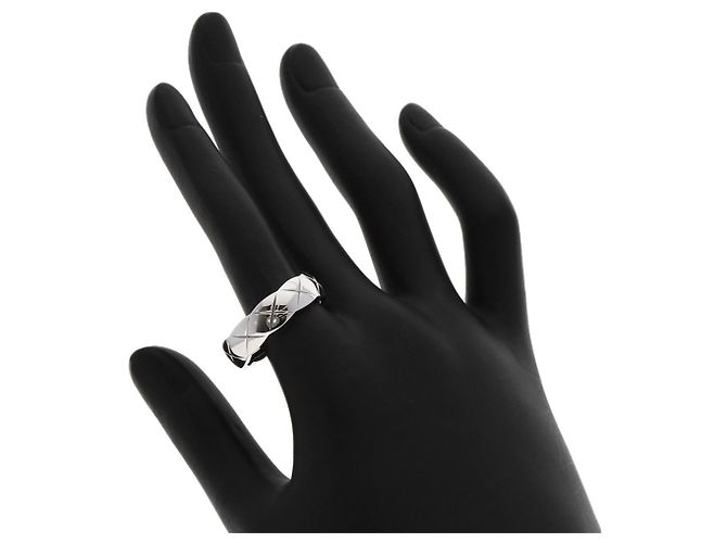 CHANEL Coco Crush Medium Ring in 18K White Gold - view 6